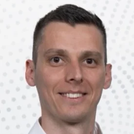 István Tóth, Managing Director